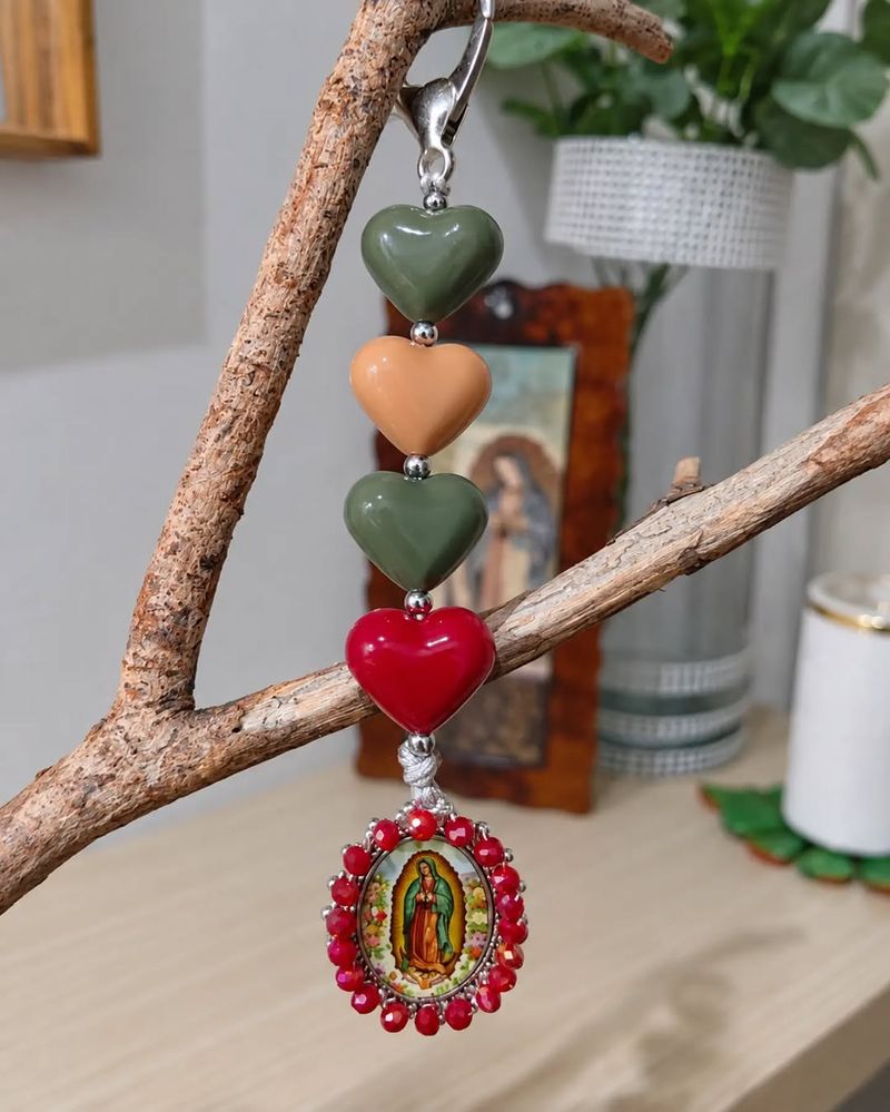 Llavero de corazones Virgen de Guadalupe